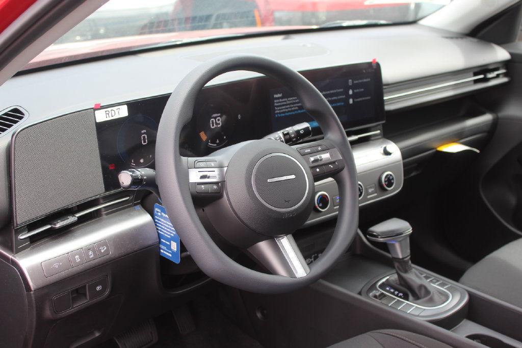 New 2026 Hyundai Kona SE FWD image 11