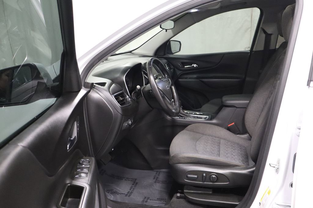 Used 2022 Chevrolet Equinox LT AWD/4WD image 12