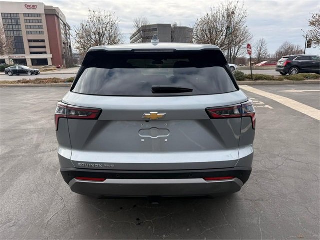 Used 2025 Chevrolet Equinox LT image 7