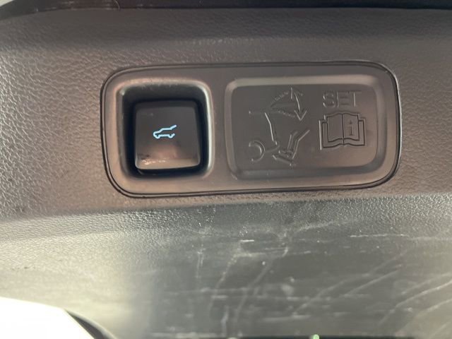 Used 2023 Ford Expedition Limited image 54