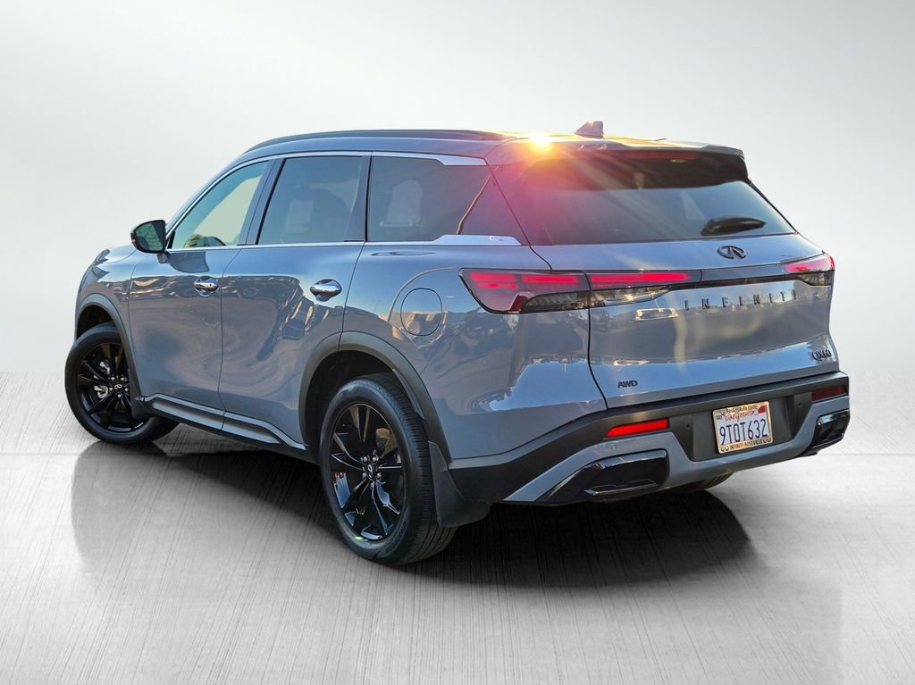 Certified 2025 INFINITI QX60 Luxe w/ Black Edition image 6