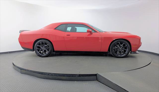 Used 2019 Dodge Challenger R/T w/ Blacktop Package RWD image 9