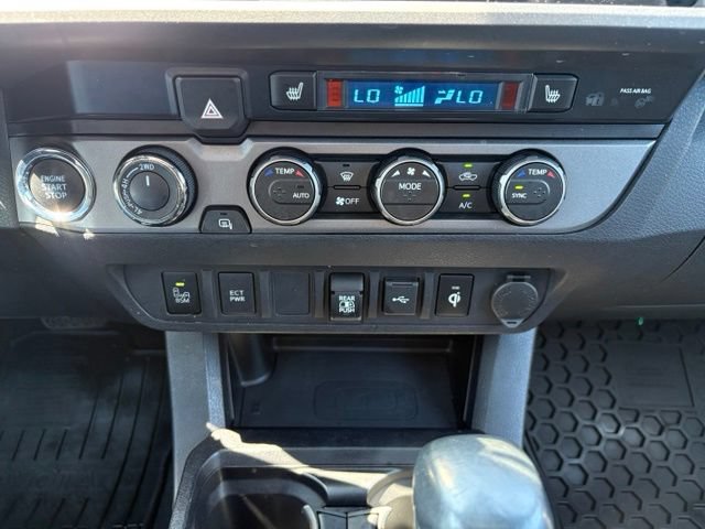 Used 2021 Toyota Tacoma TRD Sport AWD/4WD image 30