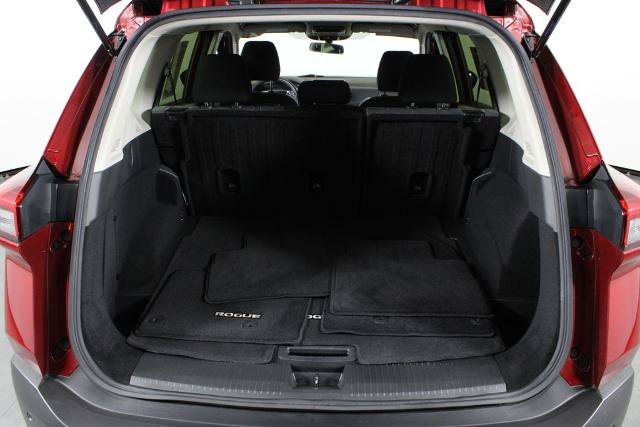 Certified 2023 Nissan Rogue SV FWD image 18