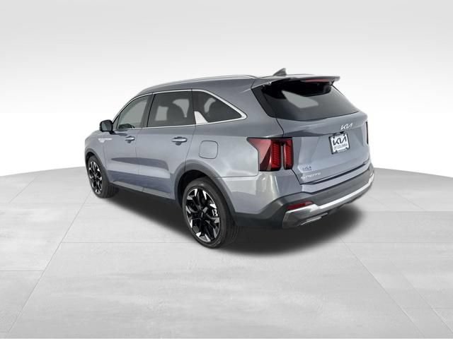 Certified 2025 Kia Sorento SX FWD image 9
