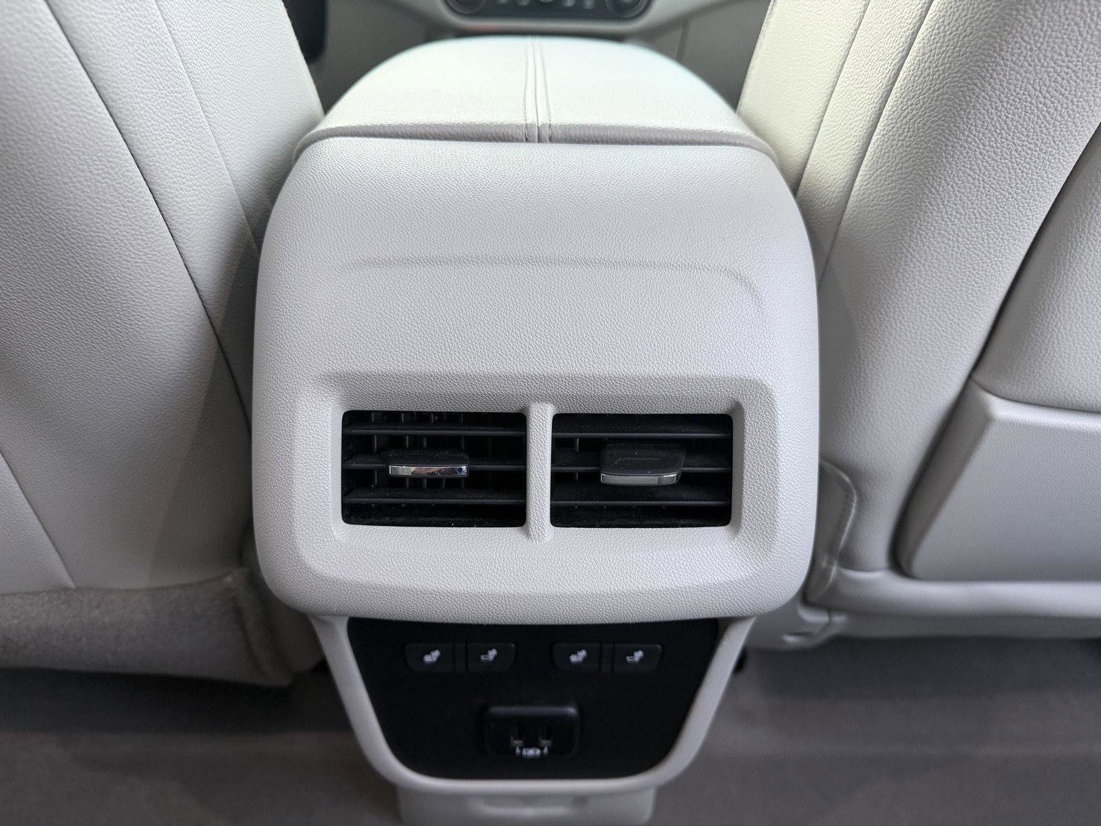 Used 2018 GMC Terrain Denali w/ Advanced Safety Package image 42