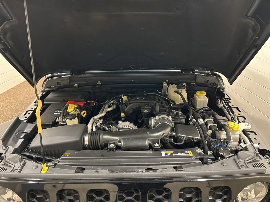 Used 2023 Jeep Gladiator Willys image 25