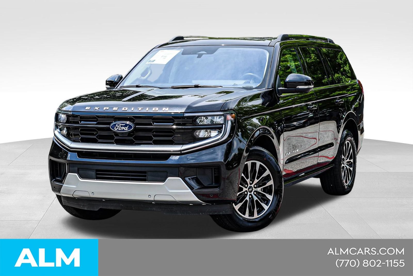 Used 2025 Ford Expedition Platinum AWD/4WD image 1
