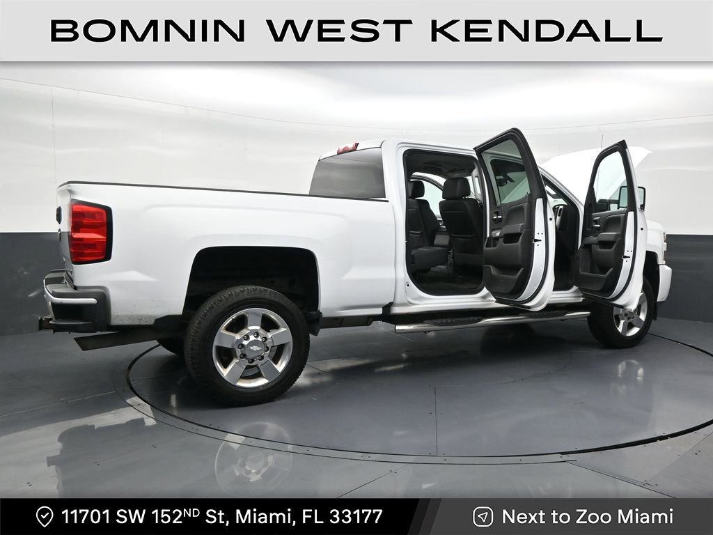 Used 2018 Chevrolet Silverado 2500 LT w/ Custom Sport Edition image 28