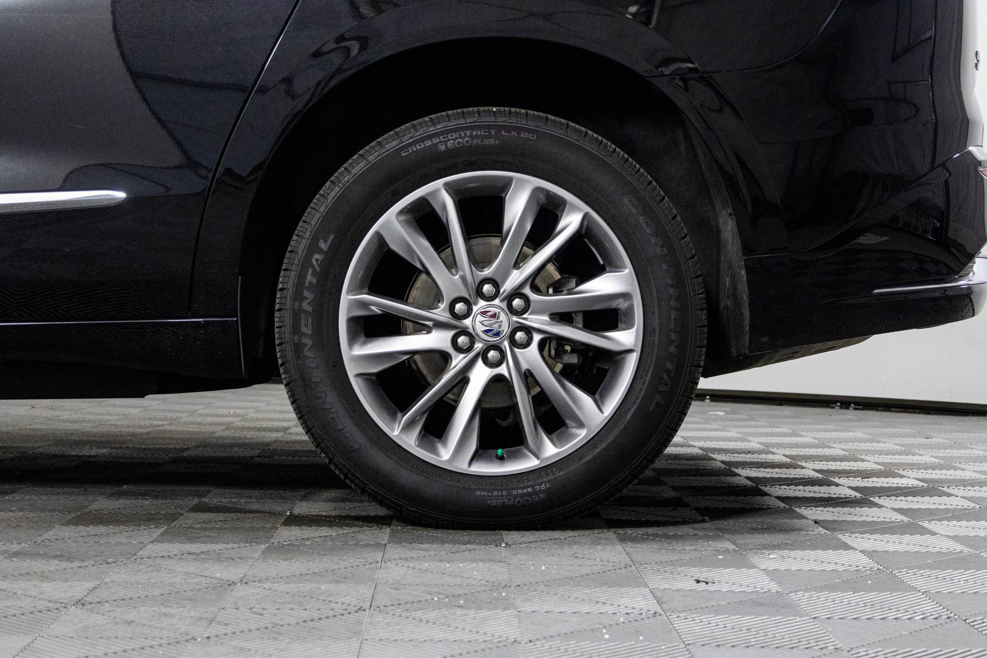 Certified 2023 Buick Enclave Avenir w/ Avenir Technology Package image 44