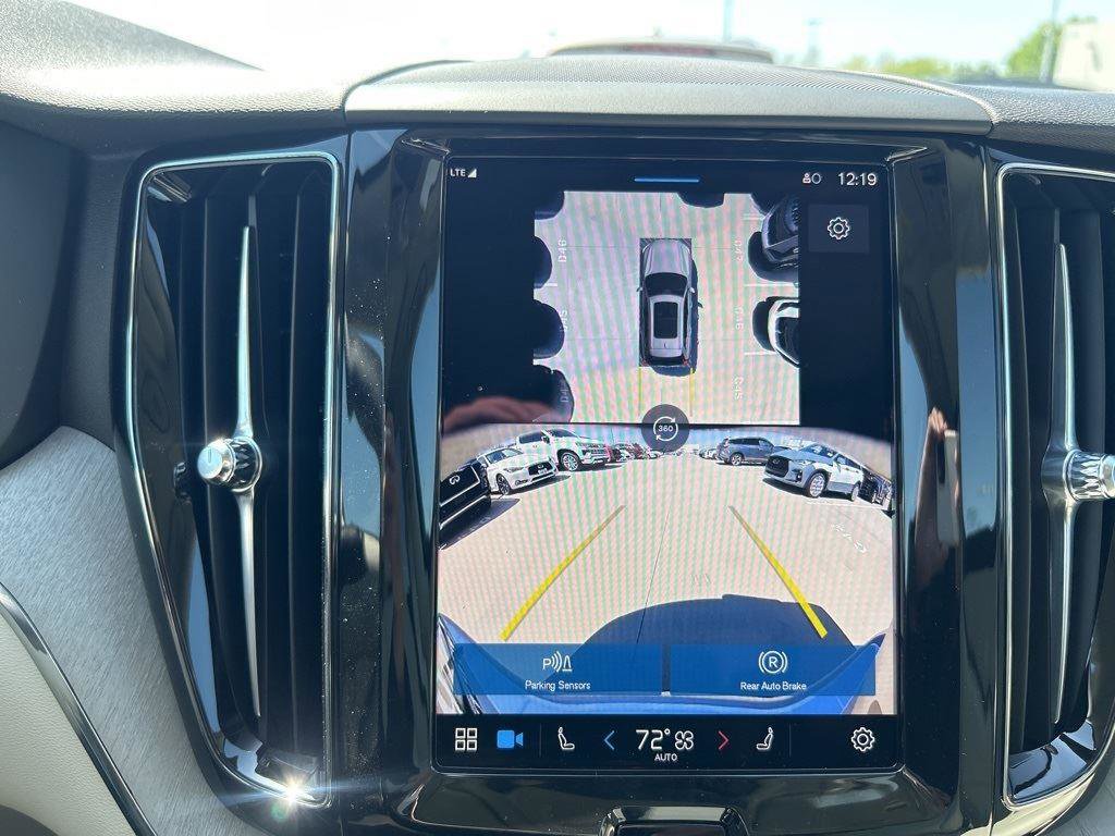 New 2025 Volvo XC60 T8 Plus w/ Protection Package Premier image 18