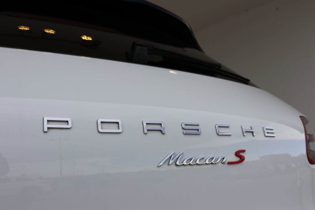 Used 2018 Porsche Macan Sport Edition image 27