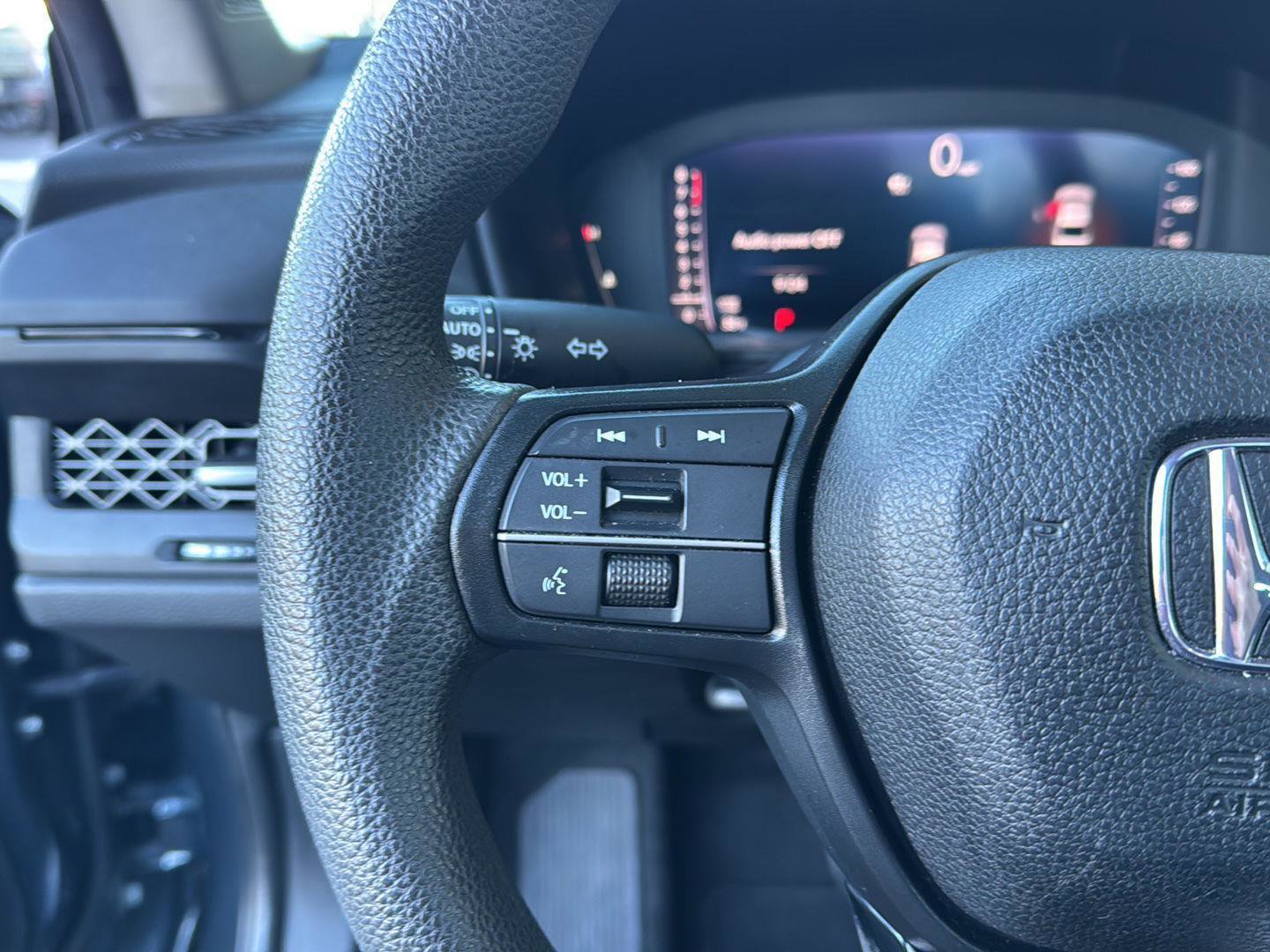 Used 2024 Honda Accord EX image 18