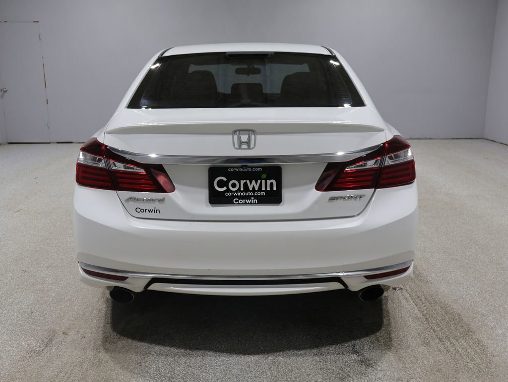 Used 2016 Honda Accord Sport image 3