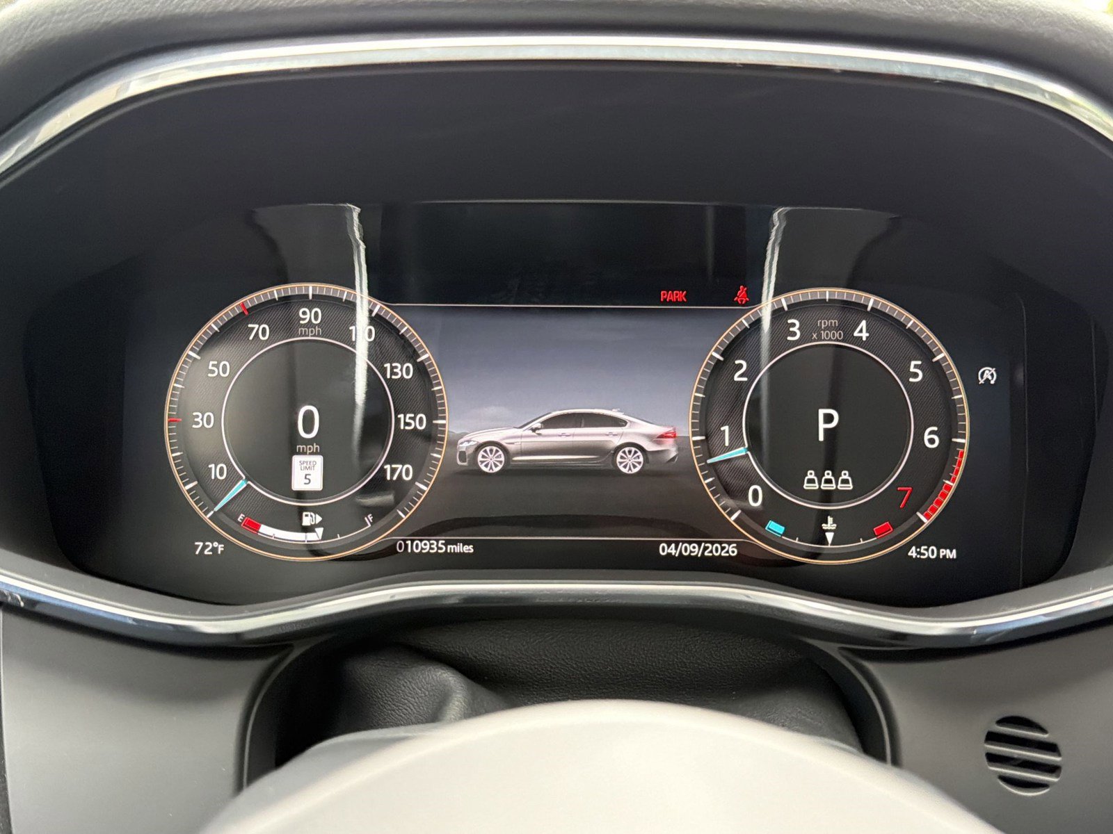 Used 2024 Jaguar XF R-Dynamic SE image 18