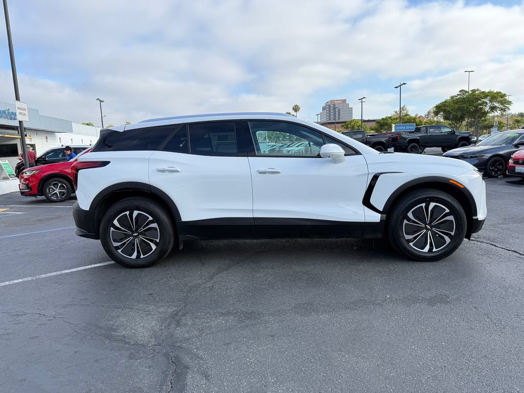 Used 2024 Chevrolet Blazer EV LT AWD/4WD image 6
