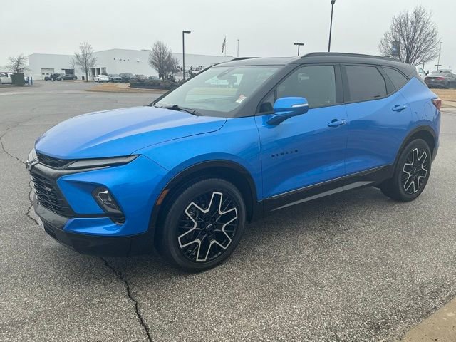 Used 2024 Chevrolet Blazer RS w/ Enhanced Convenience Package image 3