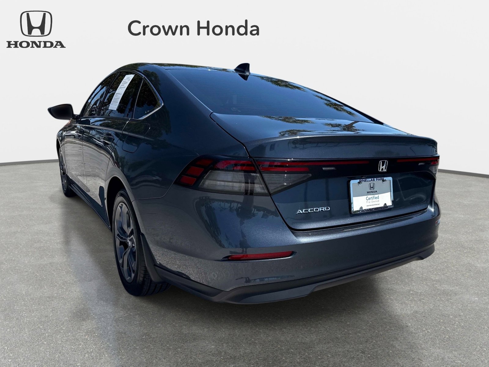 Used 2023 Honda Accord EX image 8