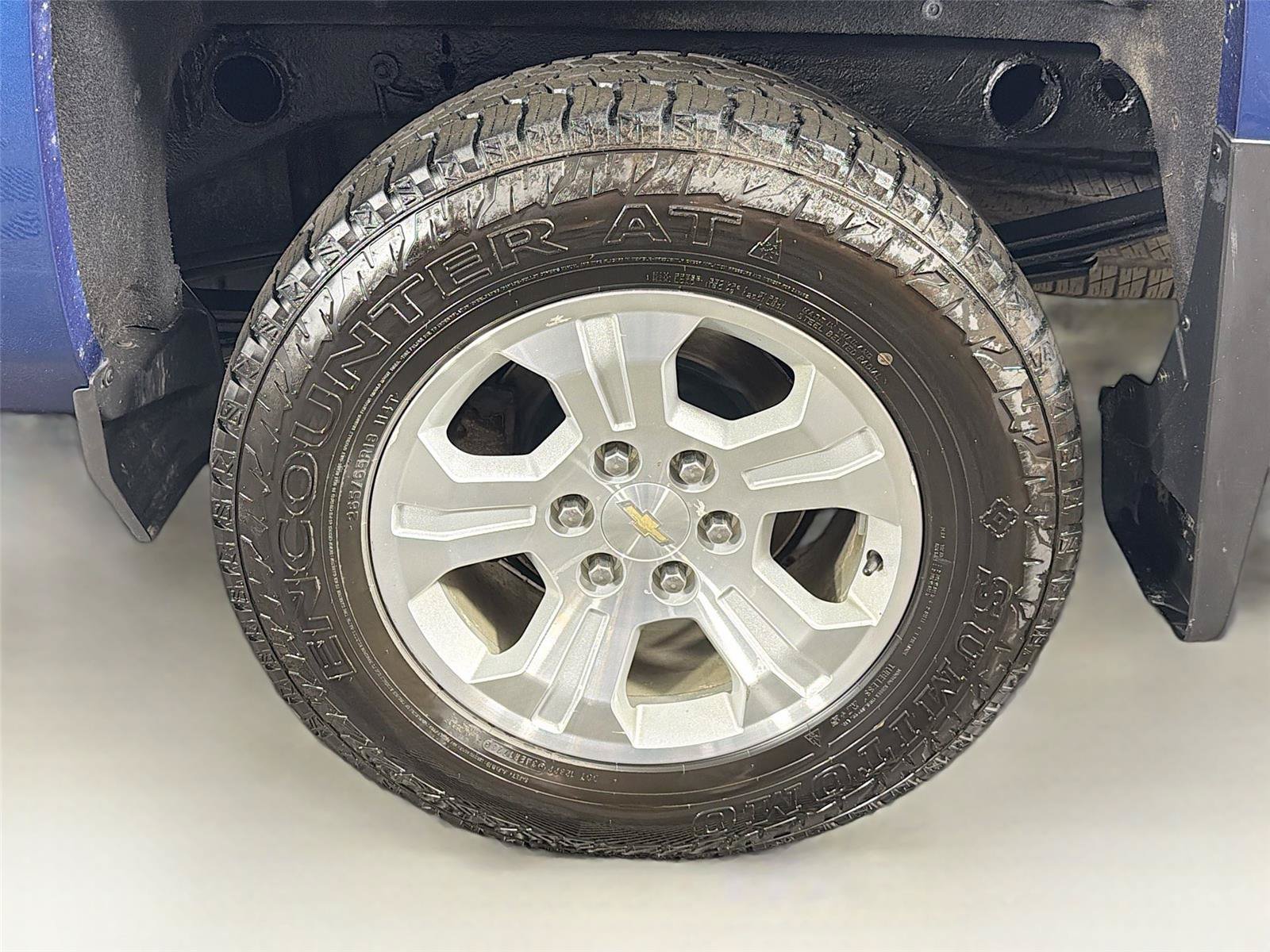 Used 2018 Chevrolet Silverado 1500 LT w/ All Star Edition AWD/4WD image 35