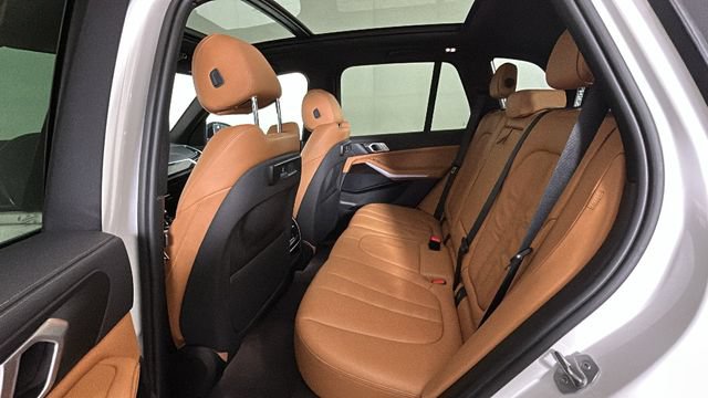 Used 2019 BMW X5 xDrive40i AWD/4WD image 28