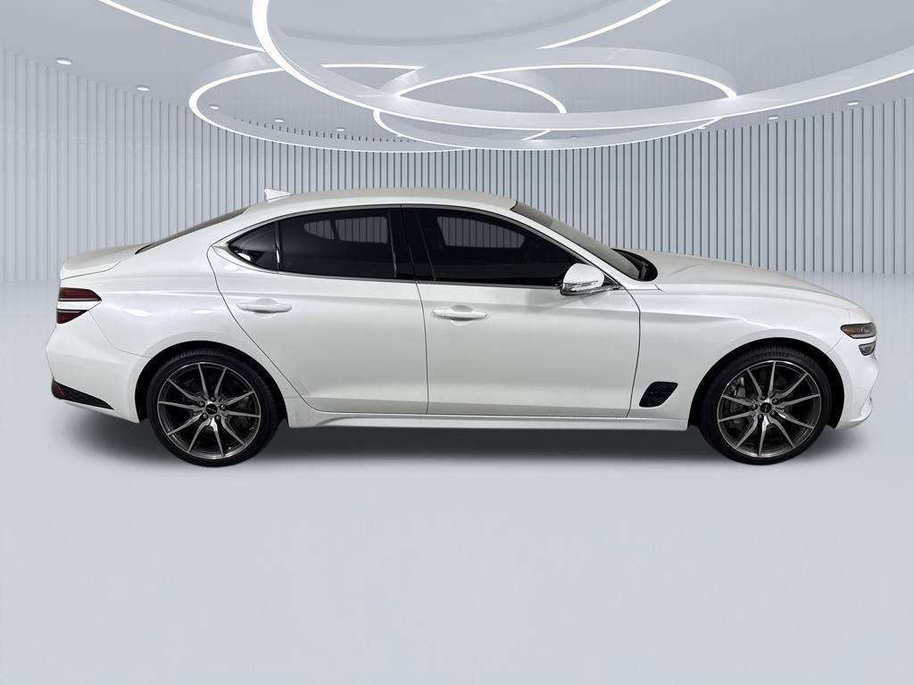Used 2025 Genesis G70 2.5T video 2