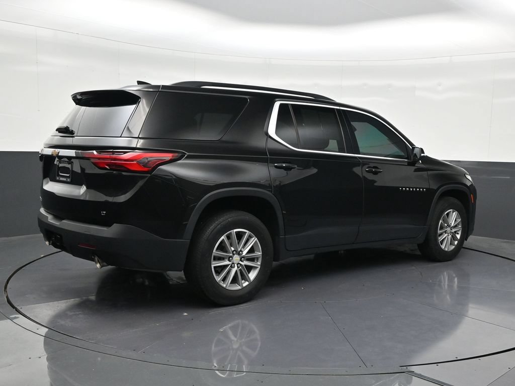 Used 2022 Chevrolet Traverse LT FWD image 5