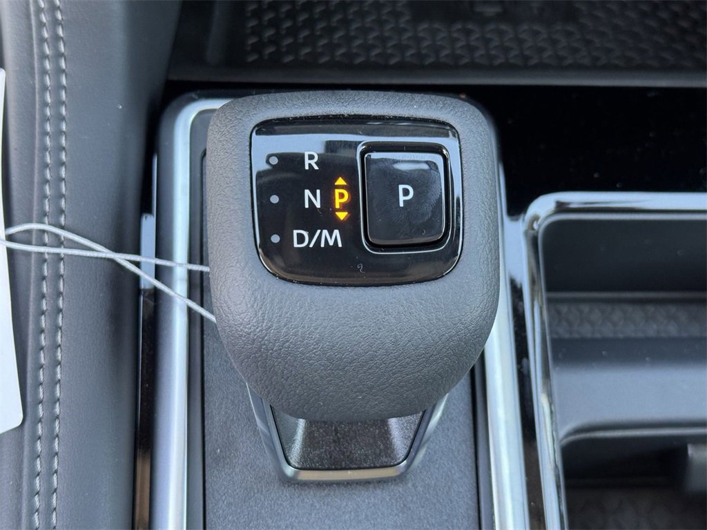 New 2025 Nissan Pathfinder Platinum w/ Lighting Package (N93) image 26