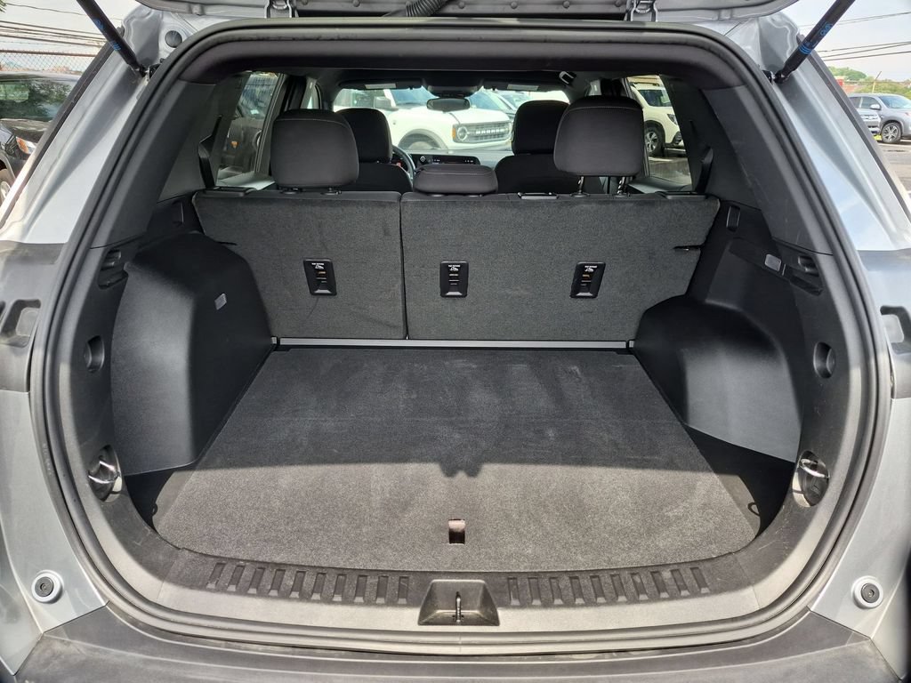 Used 2025 Chevrolet Equinox LT AWD/4WD image 29