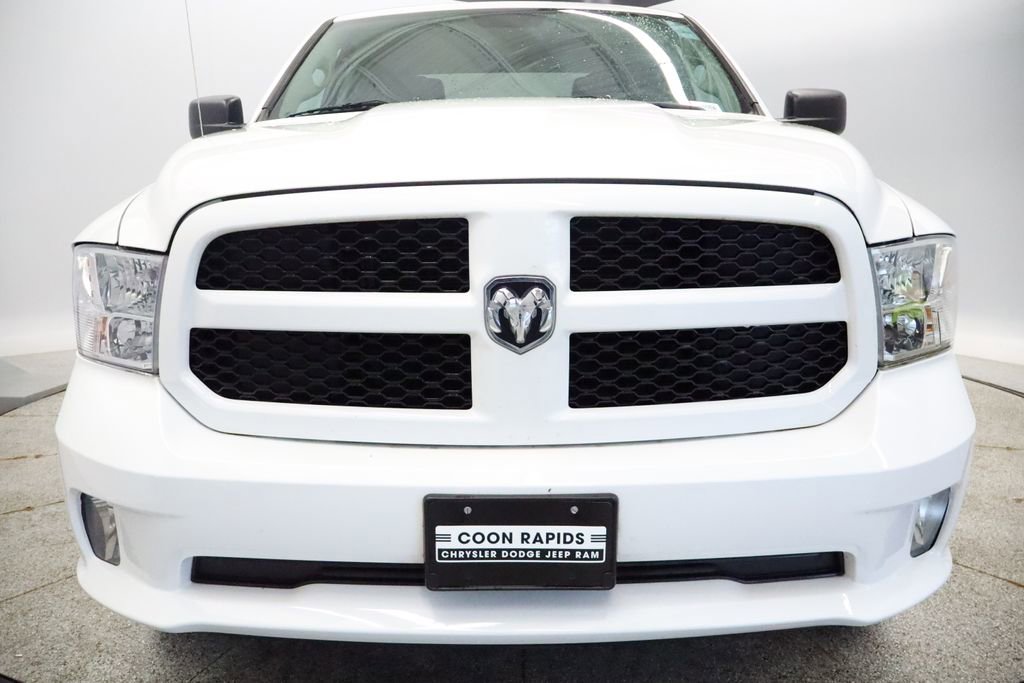 Certified 2018 RAM 1500 Express w/ Express Value Package AWD/4WD image 12