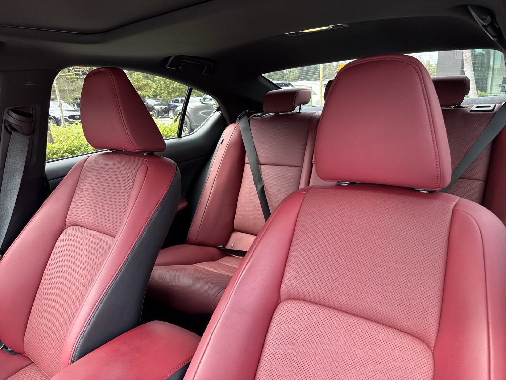 Used 2023 Lexus IS 300 w/ Comfort Package RWD image 42