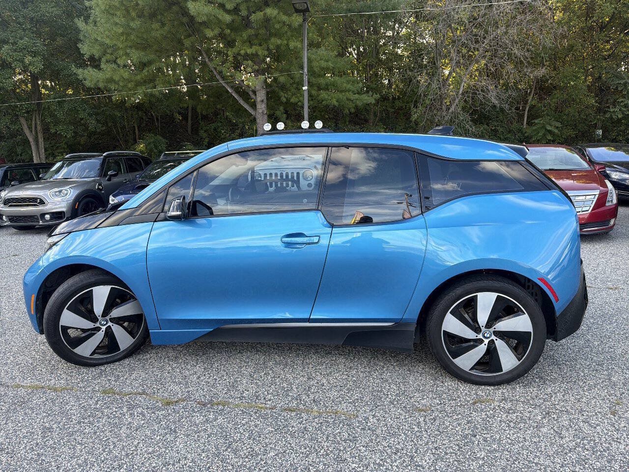 Used 2017 BMW i3 w/ Range Extender RWD image 10