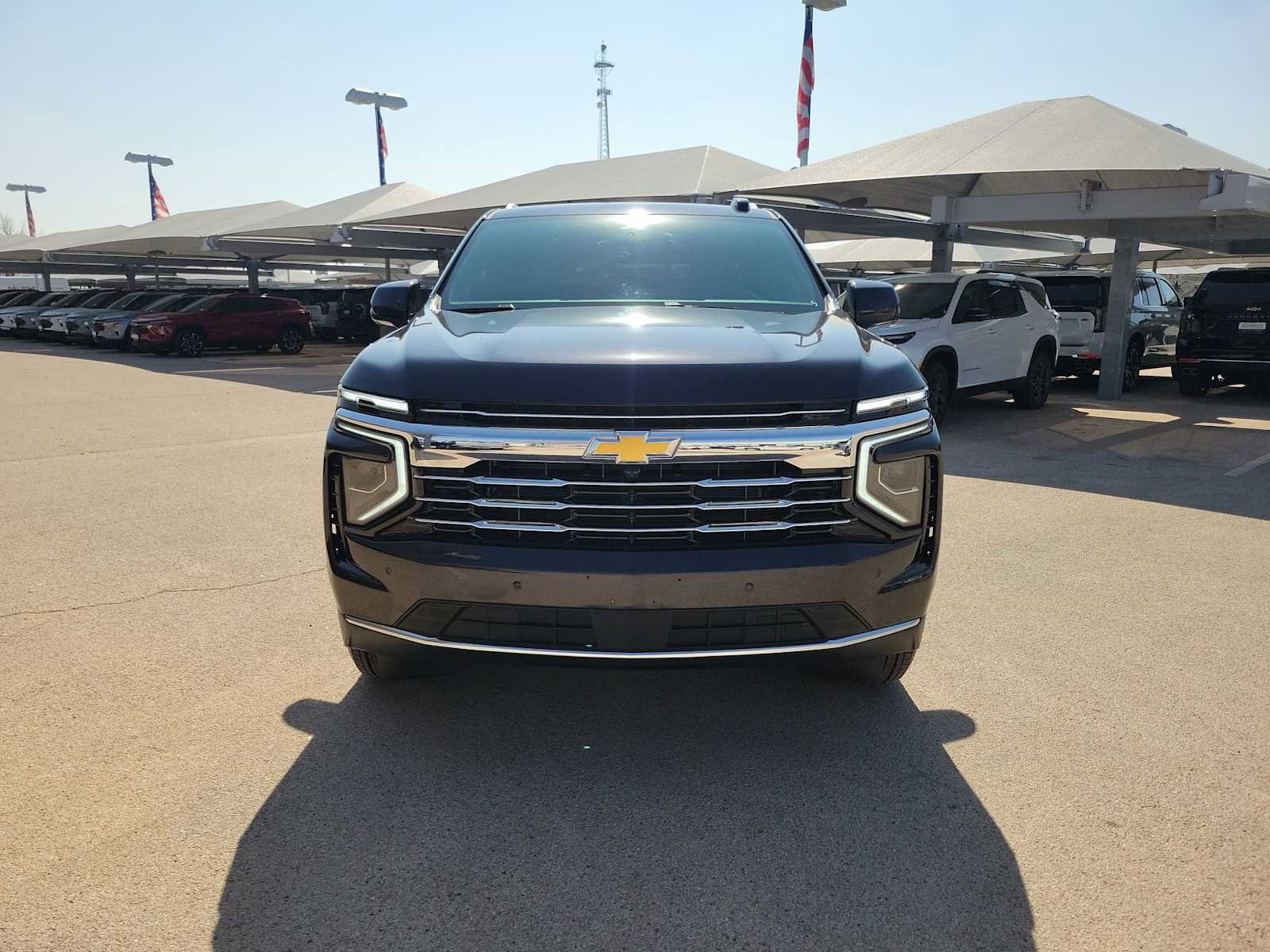 Used 2025 Chevrolet Tahoe LT RWD image 3