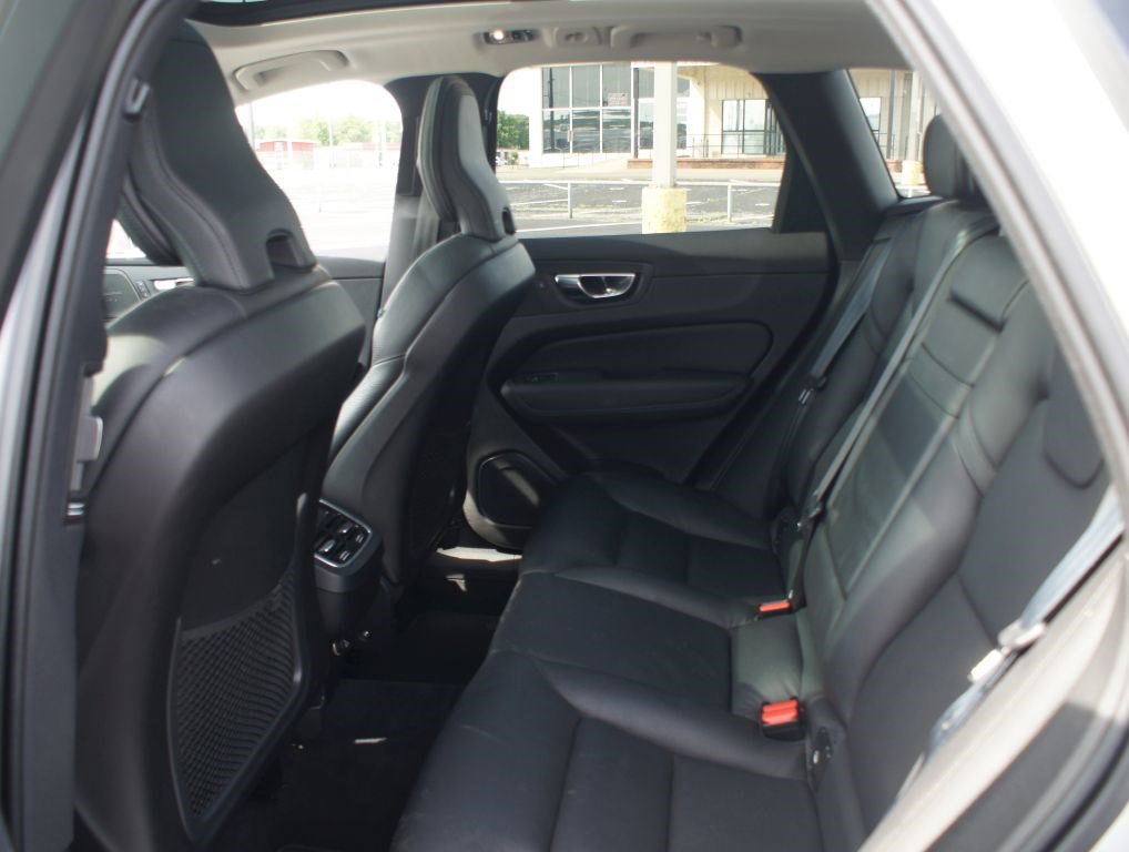 Used 2020 Volvo XC60 T5 Inscription FWD image 15