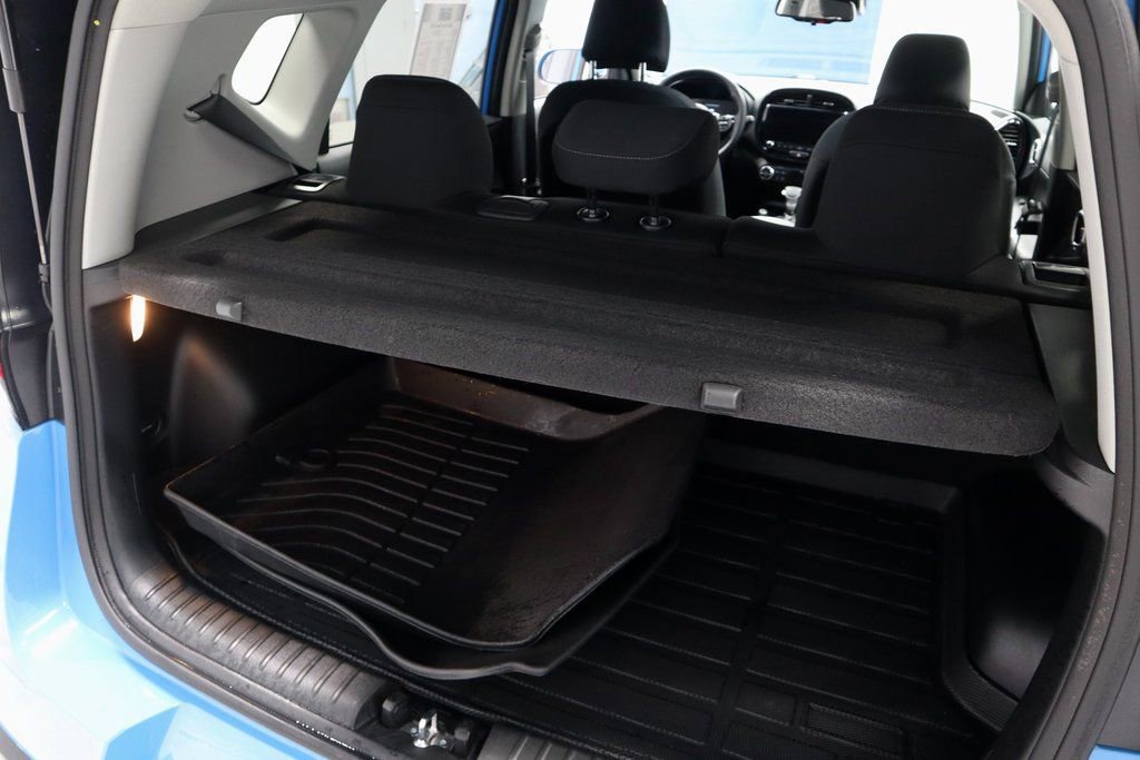 Used 2025 Kia Soul EX image 13