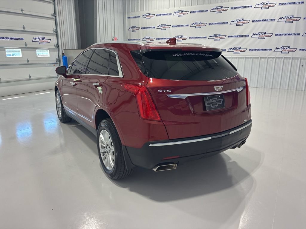 Used 2019 Cadillac XT5 FWD image 4