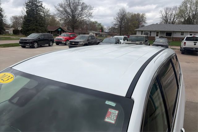 Used 2023 Chrysler Voyager LX FWD image 11