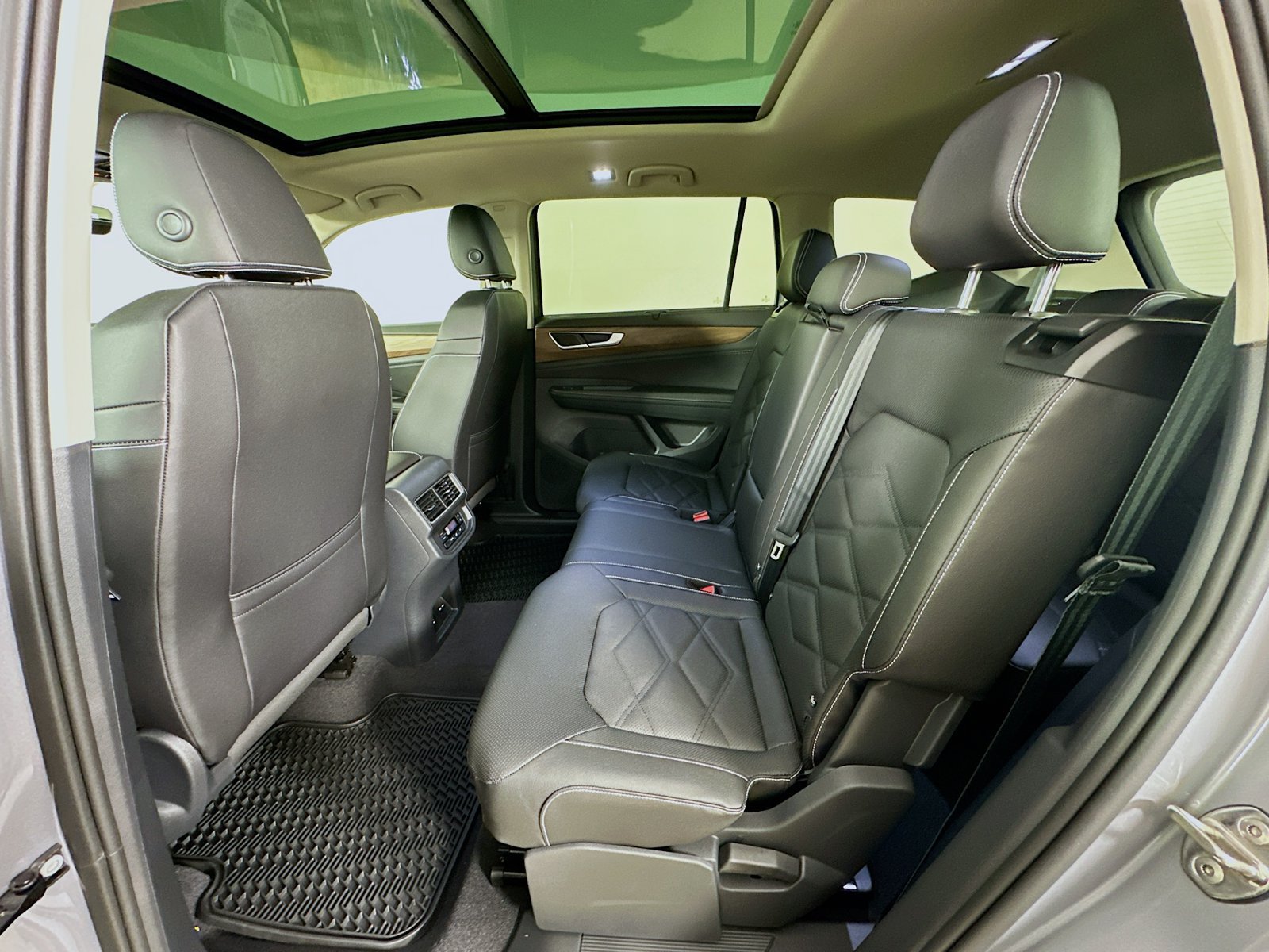 New 2026 Volkswagen Atlas SE AWD/4WD image 37