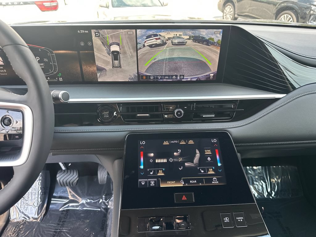 Used 2025 INFINITI QX80 Luxe w/ Cargo Package AWD/4WD image 24