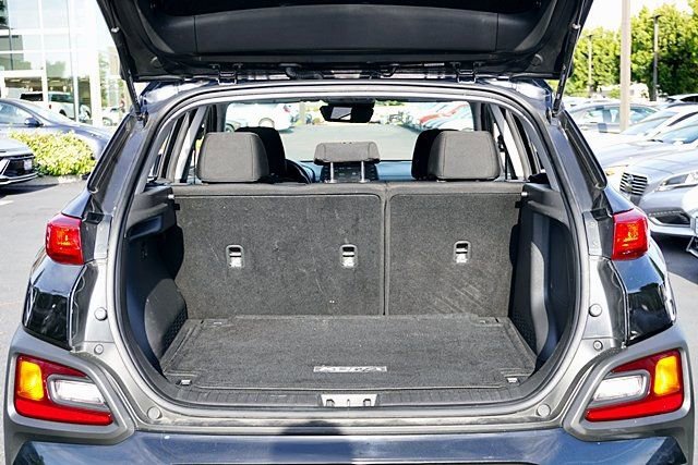 Used 2021 Hyundai Kona SEL Plus w/ Cargo Package FWD image 13