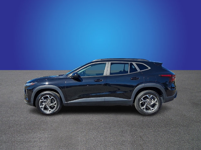 Used 2024 Chevrolet Trax LT FWD image 7
