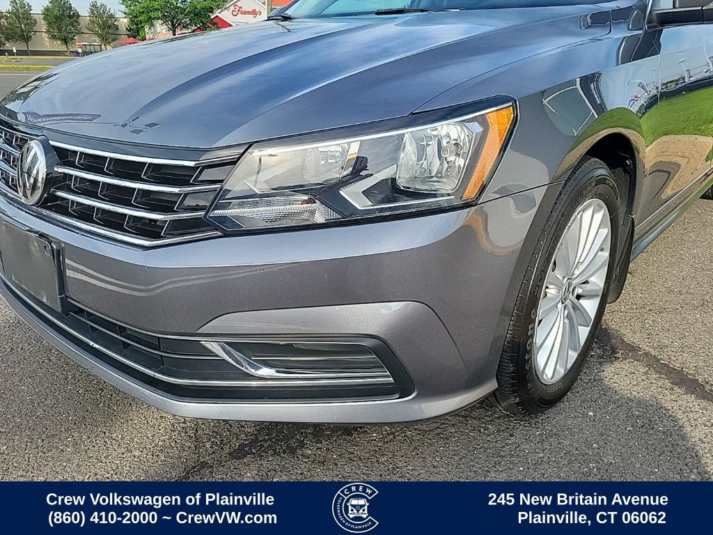 Used 2016 Volkswagen Passat 1.8T SE FWD image 24