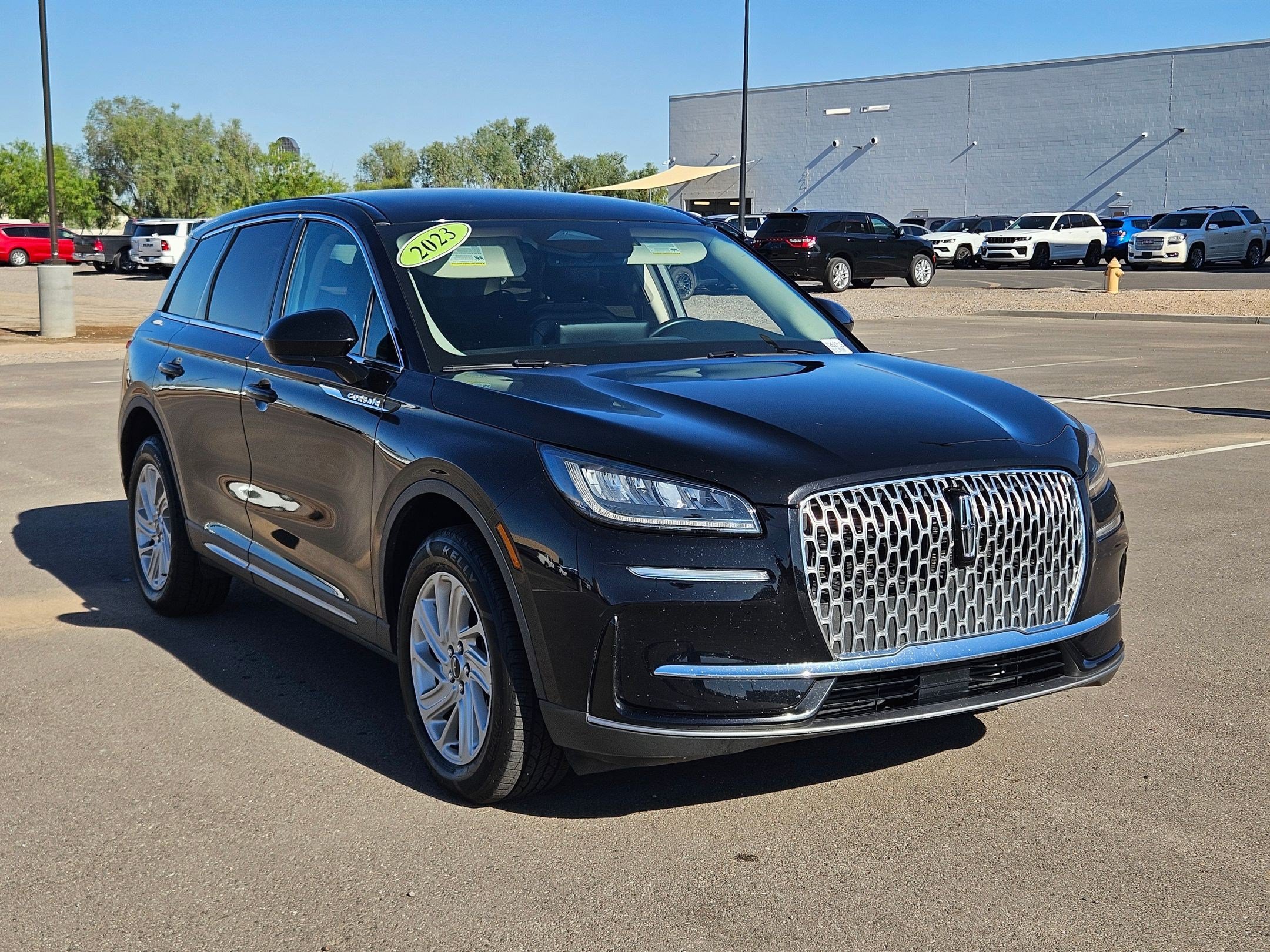 Used 2023 Lincoln Corsair AWD image 7