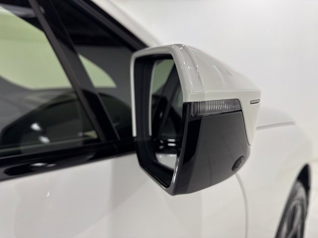 Used 2025 BMW iX xDrive50 w/ Sport Package image 26