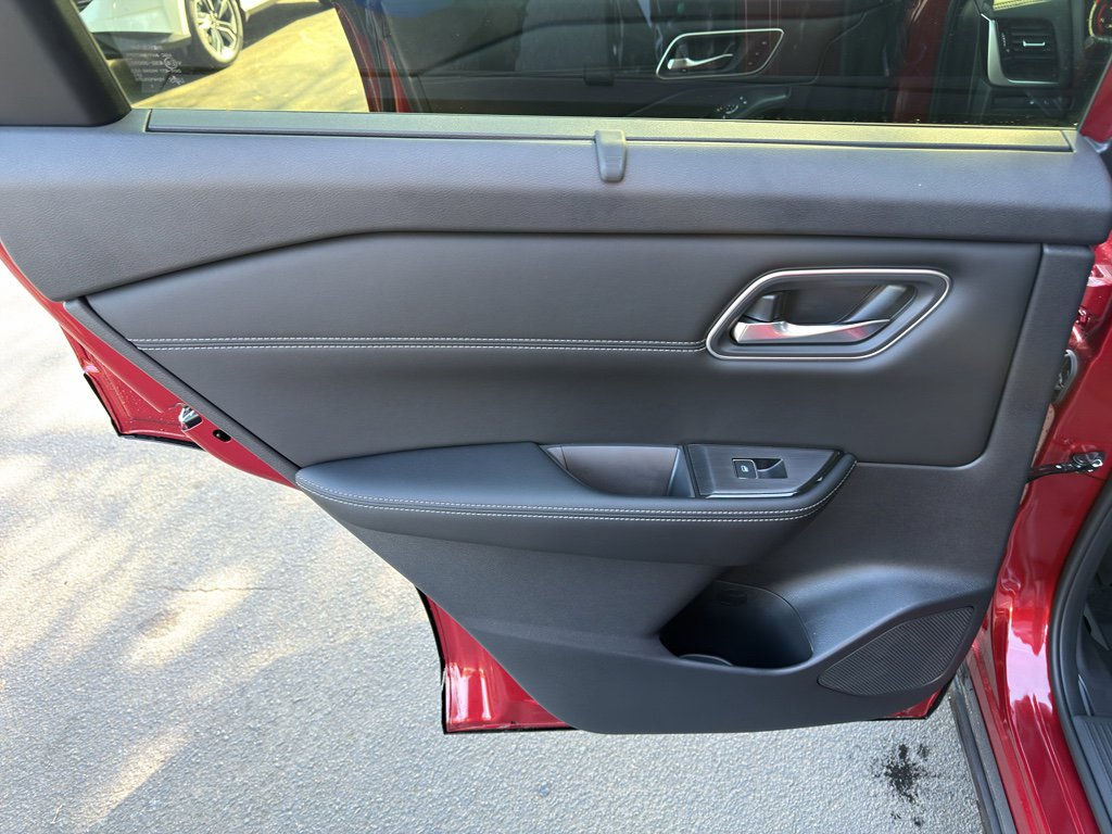 New 2026 Nissan Rogue Platinum w/ Platinum Premium Package image 31