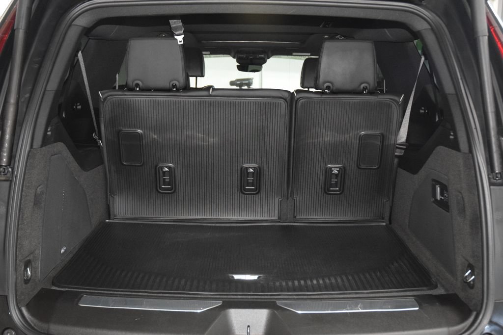 Used 2024 Cadillac Escalade ESV Premium Luxury w/ LPO, Floor Liner Package AWD/4WD image 24