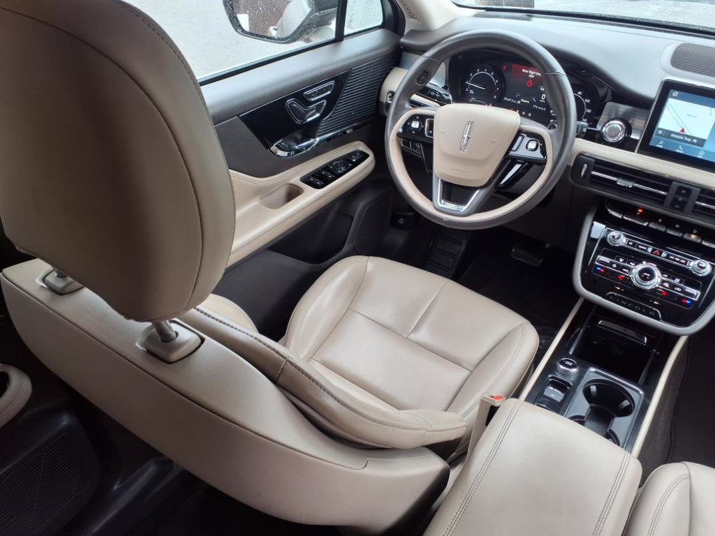 Certified 2021 Lincoln Corsair AWD w/ Equipment Group 101A image 12