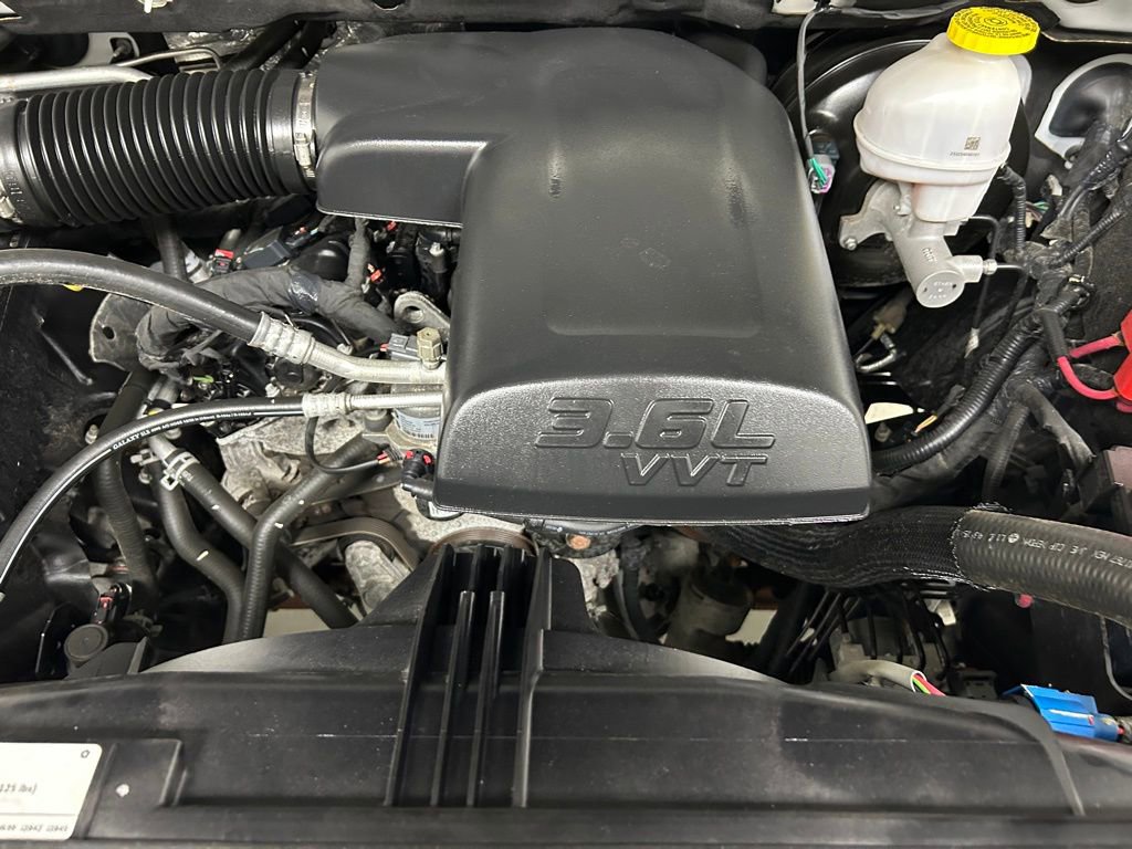 Used 2024 RAM 1500 Classic Warlock image 10