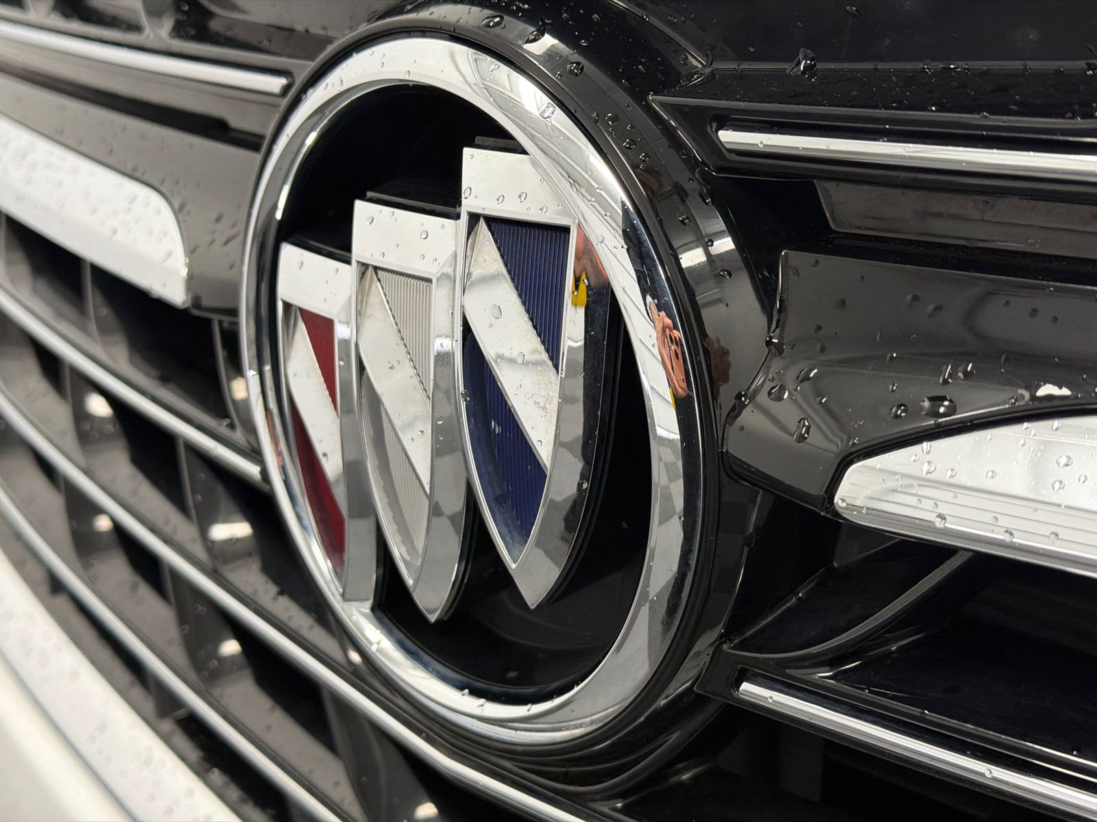 Used 2021 Buick Envision Preferred image 12