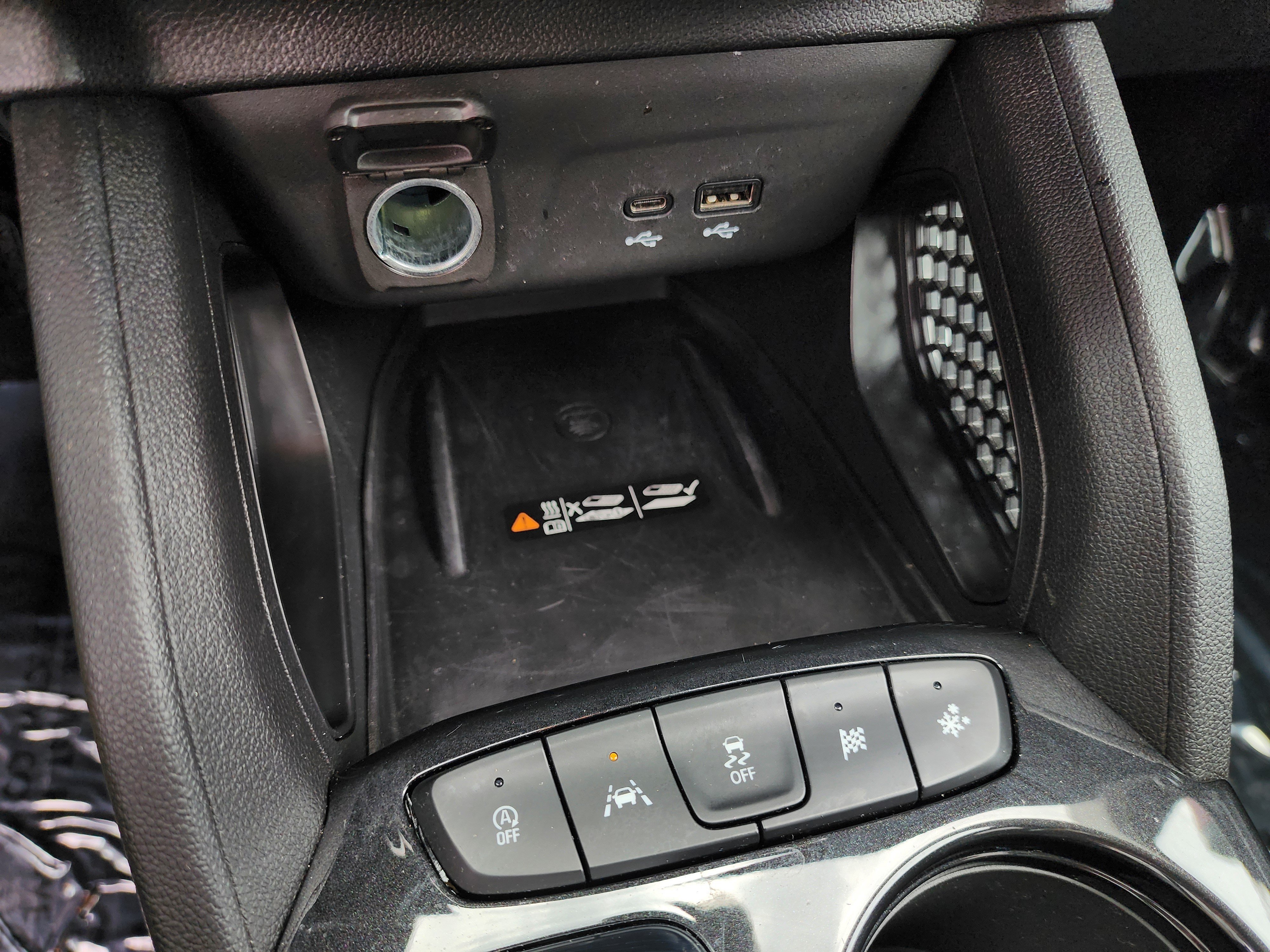 Used 2024 Chevrolet TrailBlazer LT w/ Convenience Package FWD image 21