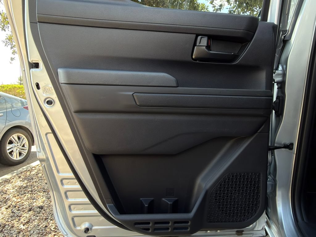 Used 2025 Toyota Tacoma SR AWD/4WD image 22